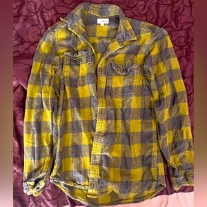 Sonoma button-down. Green & gray. US size S. Medium wear, good condition.